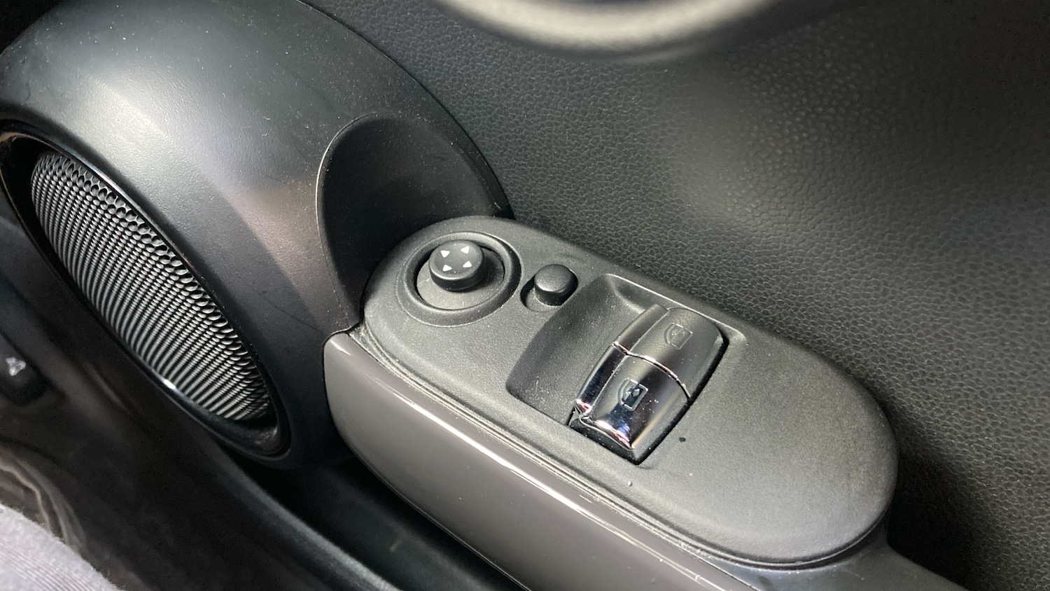 Used MINI Hatch 2017 for sale - 76910927: Photo 21