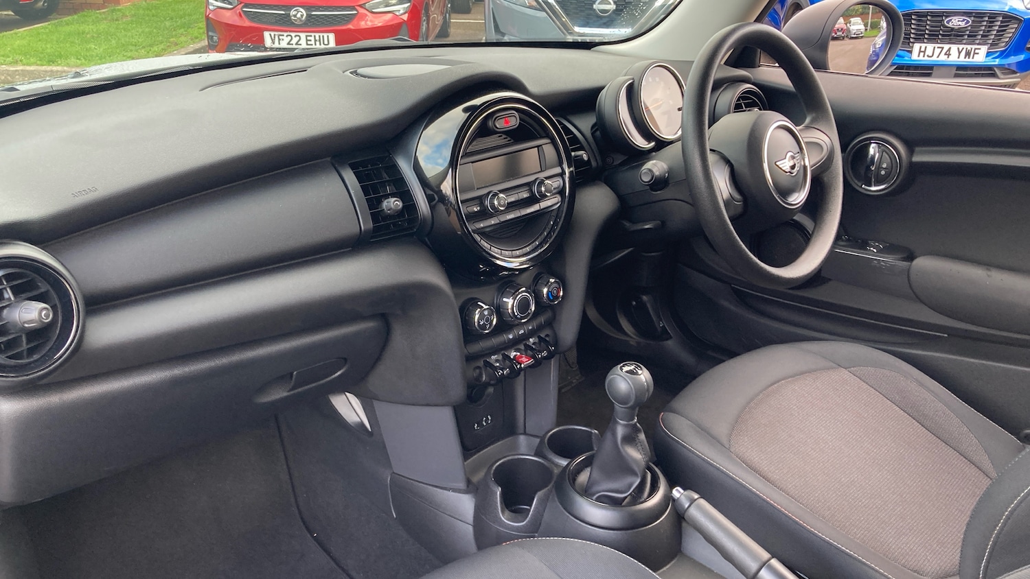 Used MINI Hatch 2017 for sale - 76910927: Photo 9