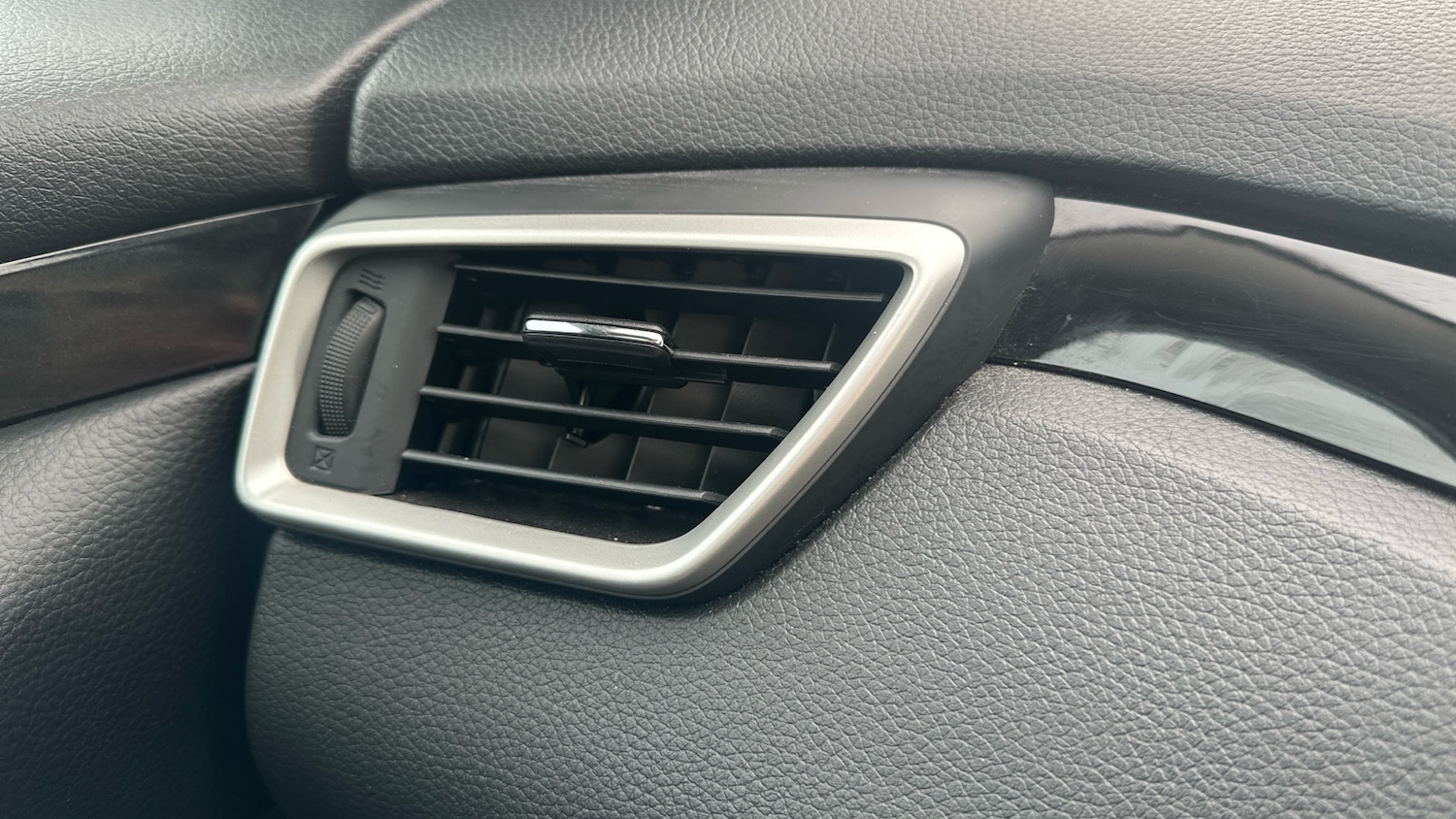 Used Nissan Qashqai 2016 for sale - 76437014: Photo 33