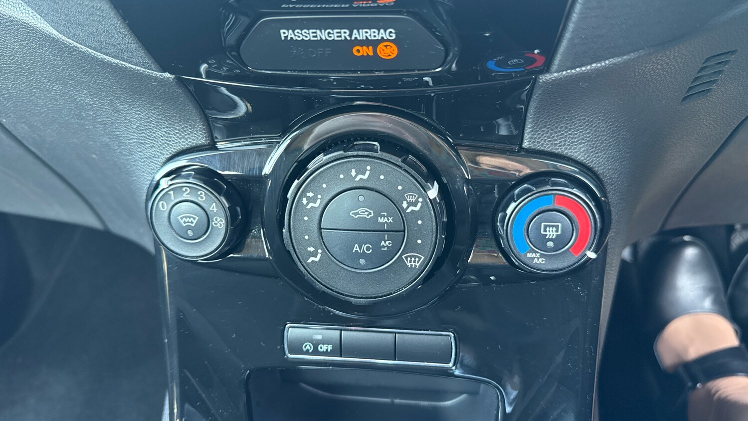 Used Ford Fiesta 2017 for sale - 77961683: Photo 27