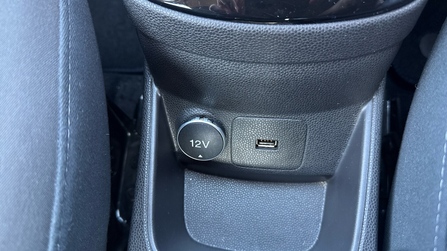 Used Ford Fiesta 2017 for sale - 77961683: Photo 28