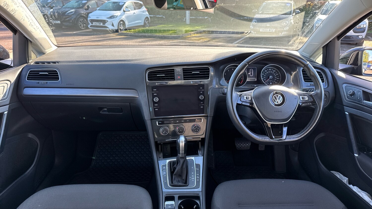 Used Volkswagen Golf 2019 for sale - 76407344: Photo 10