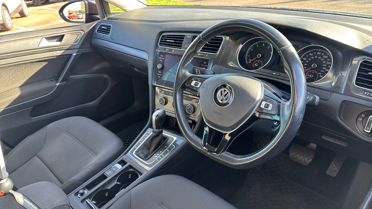 Used Volkswagen Golf 2019 for sale - 76407344: Photo 11