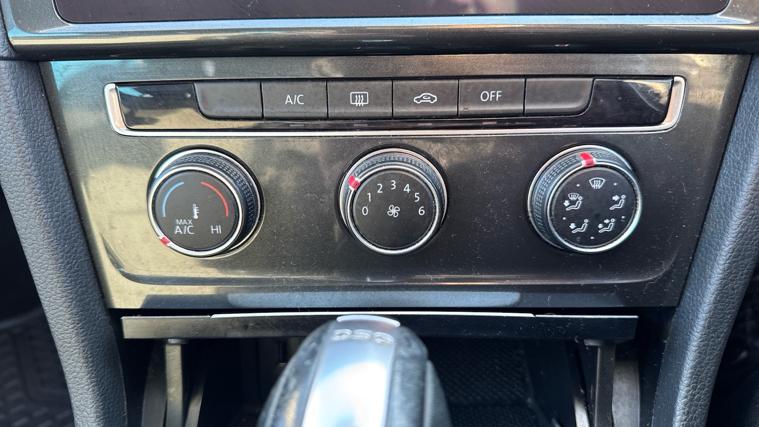 Used Volkswagen Golf 2019 for sale - 76407344: Photo 29