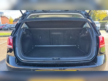 Used Volkswagen Golf 2019 for sale - 76407344: Photo