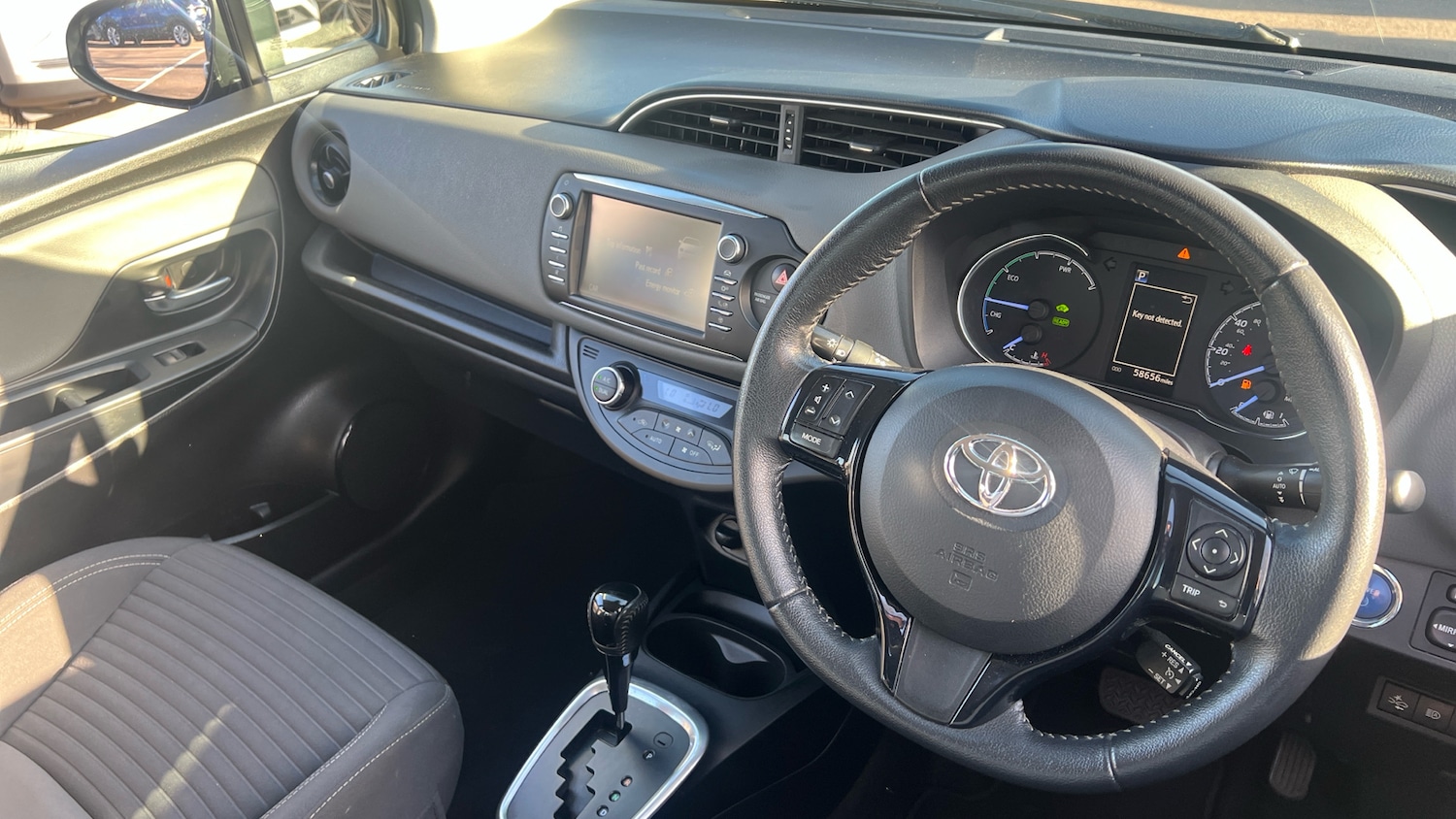 Used Toyota Yaris 2018 for sale - 76605461: Photo 14