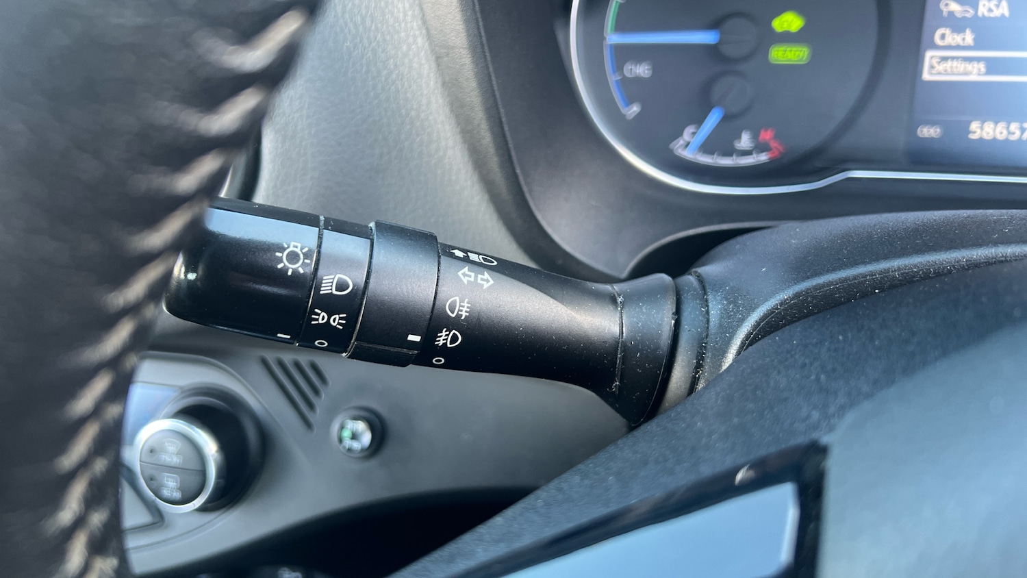 Used Toyota Yaris 2018 for sale - 76605461: Photo 28