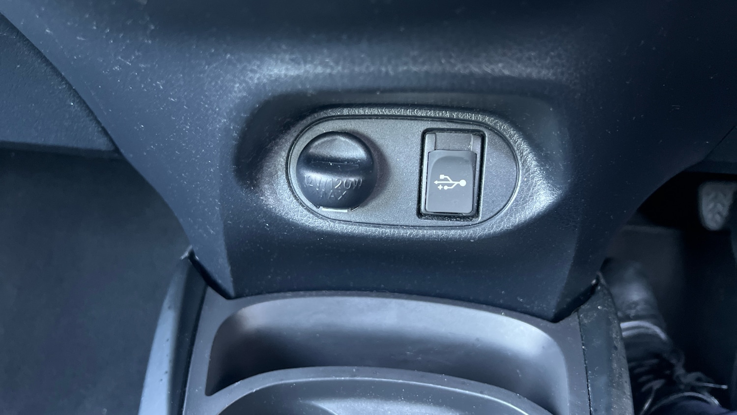 Used Toyota Yaris 2018 for sale - 76605461: Photo 34