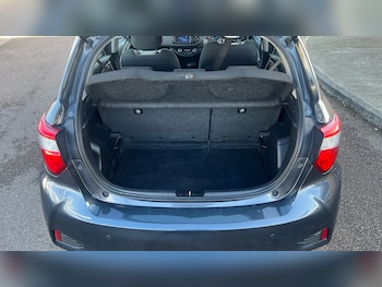 Used Toyota Yaris 2018 for sale - 76605461: Photo