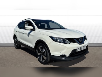 Used Nissan Qashqai 2015 for sale - 78449006: Photo