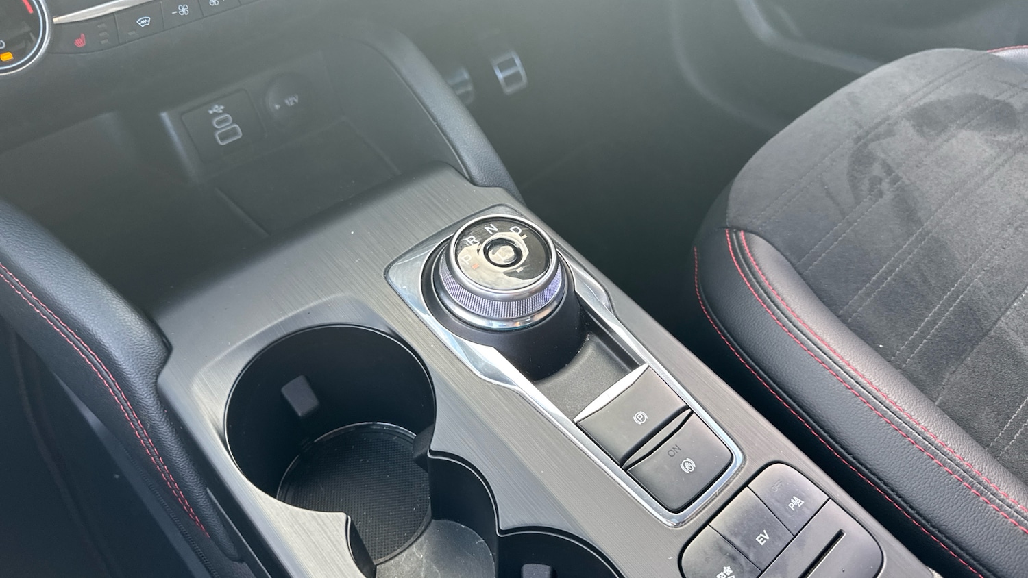 Used Ford Kuga 2023 for sale - 76444335: Photo 13