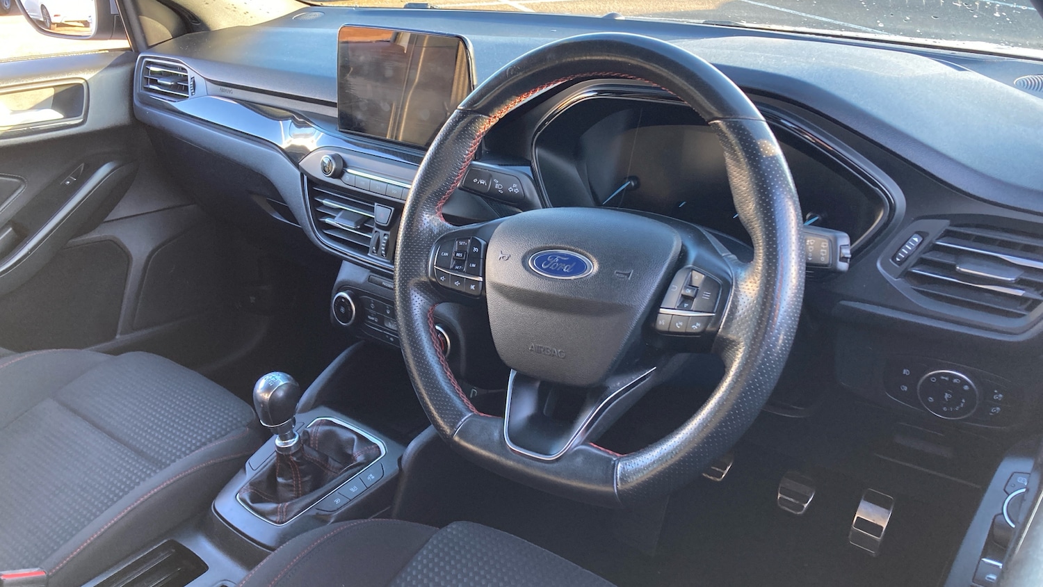 Used Ford Focus 2020 for sale - 76638585: Photo 11