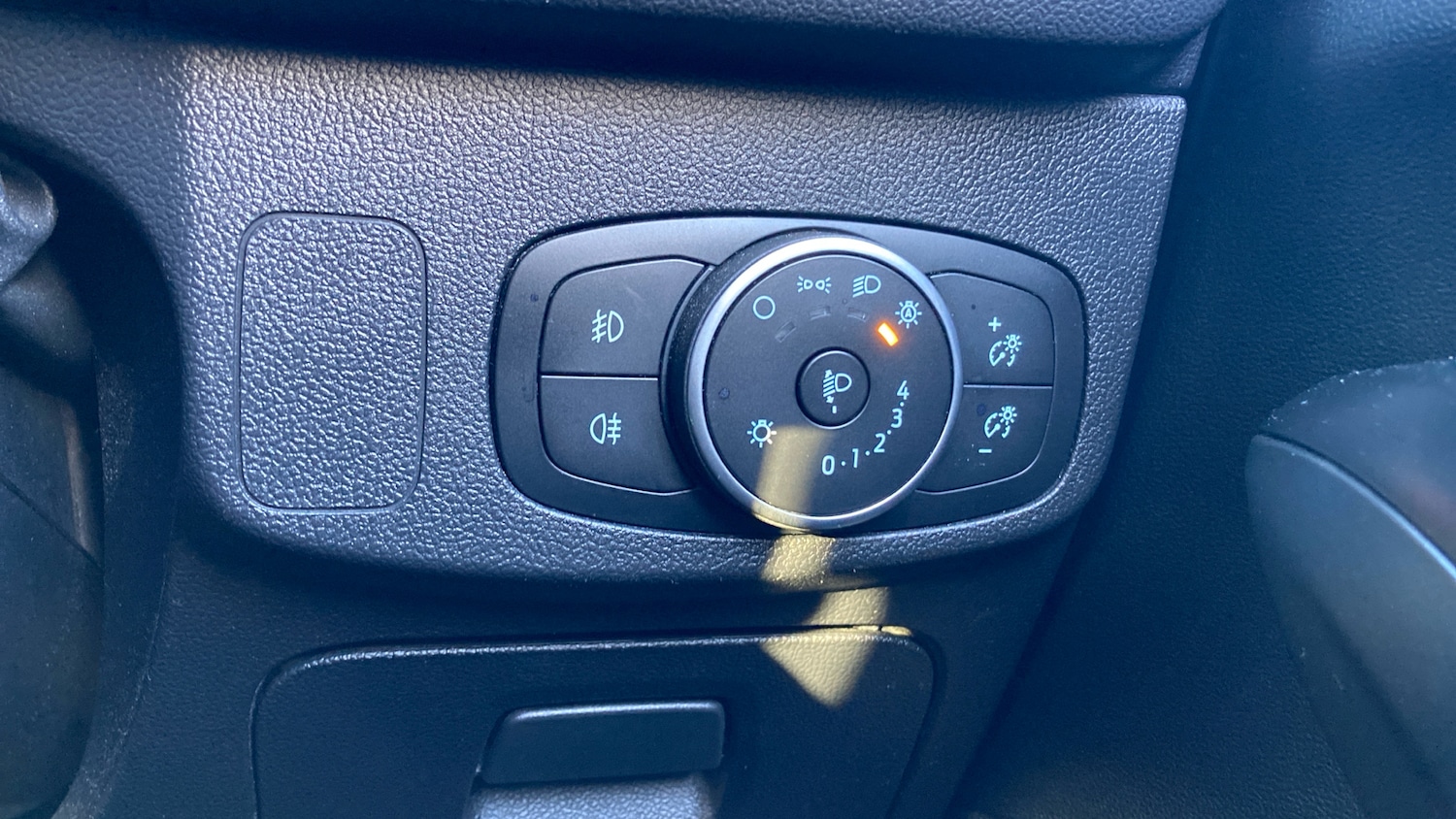 Used Ford Focus 2020 for sale - 76638585: Photo 22