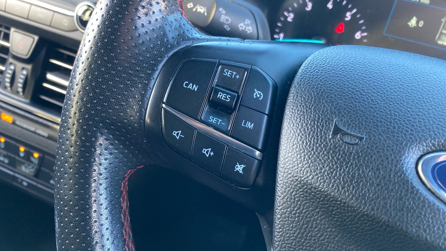 Used Ford Focus 2020 for sale - 76638585: Photo 25