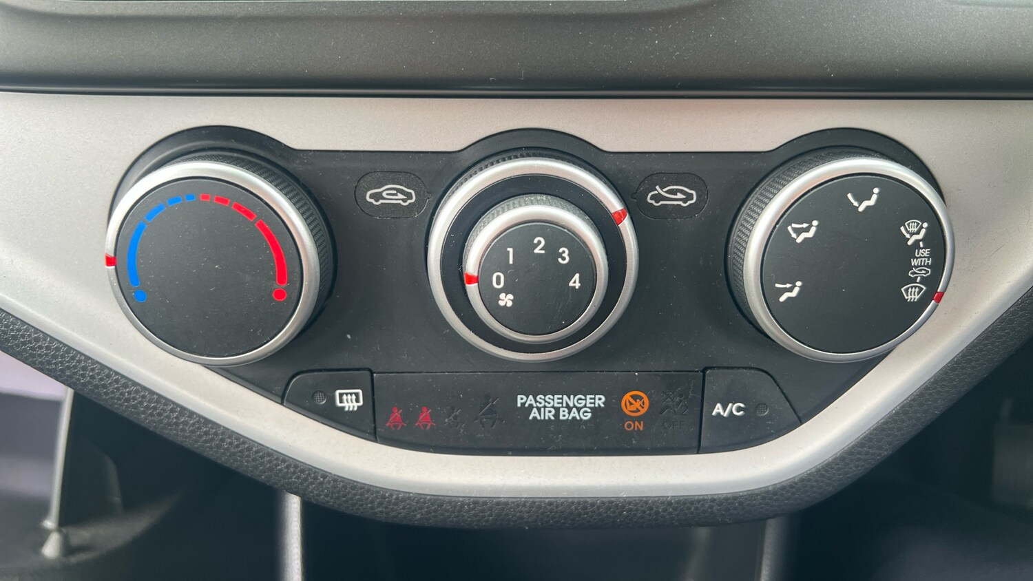 Used Kia Picanto 2015 for sale - 77996922: Photo 28