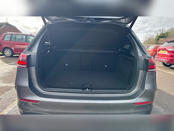 Used Mercedes-Benz B Class 2019 for sale - 77501164: Photo