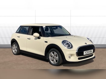 Used MINI Hatch 2018 for sale - 75626515: Photo