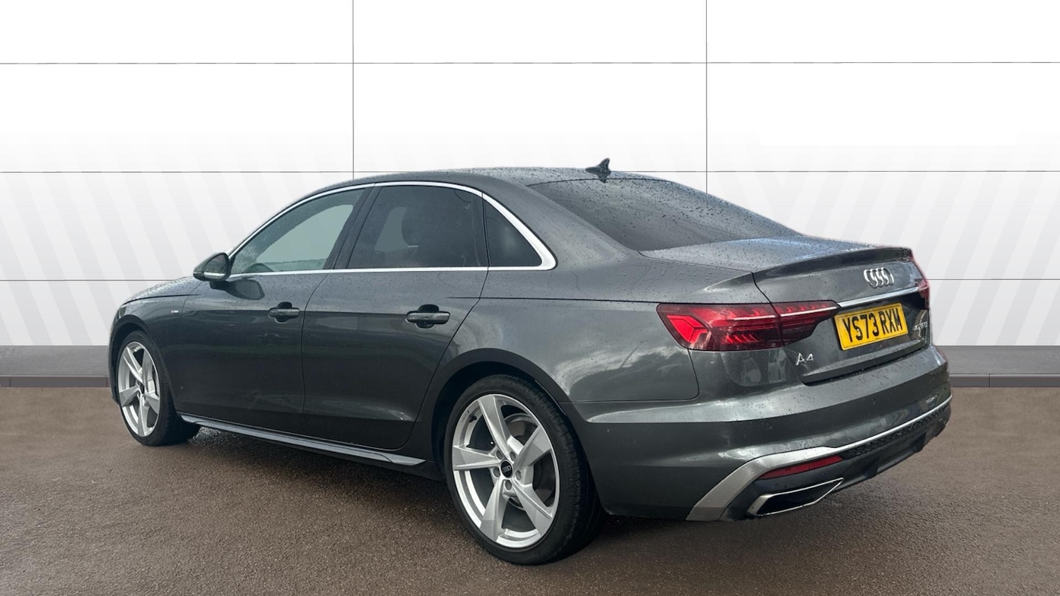 Used Audi A4 2023 for sale - 76436188: Photo 2