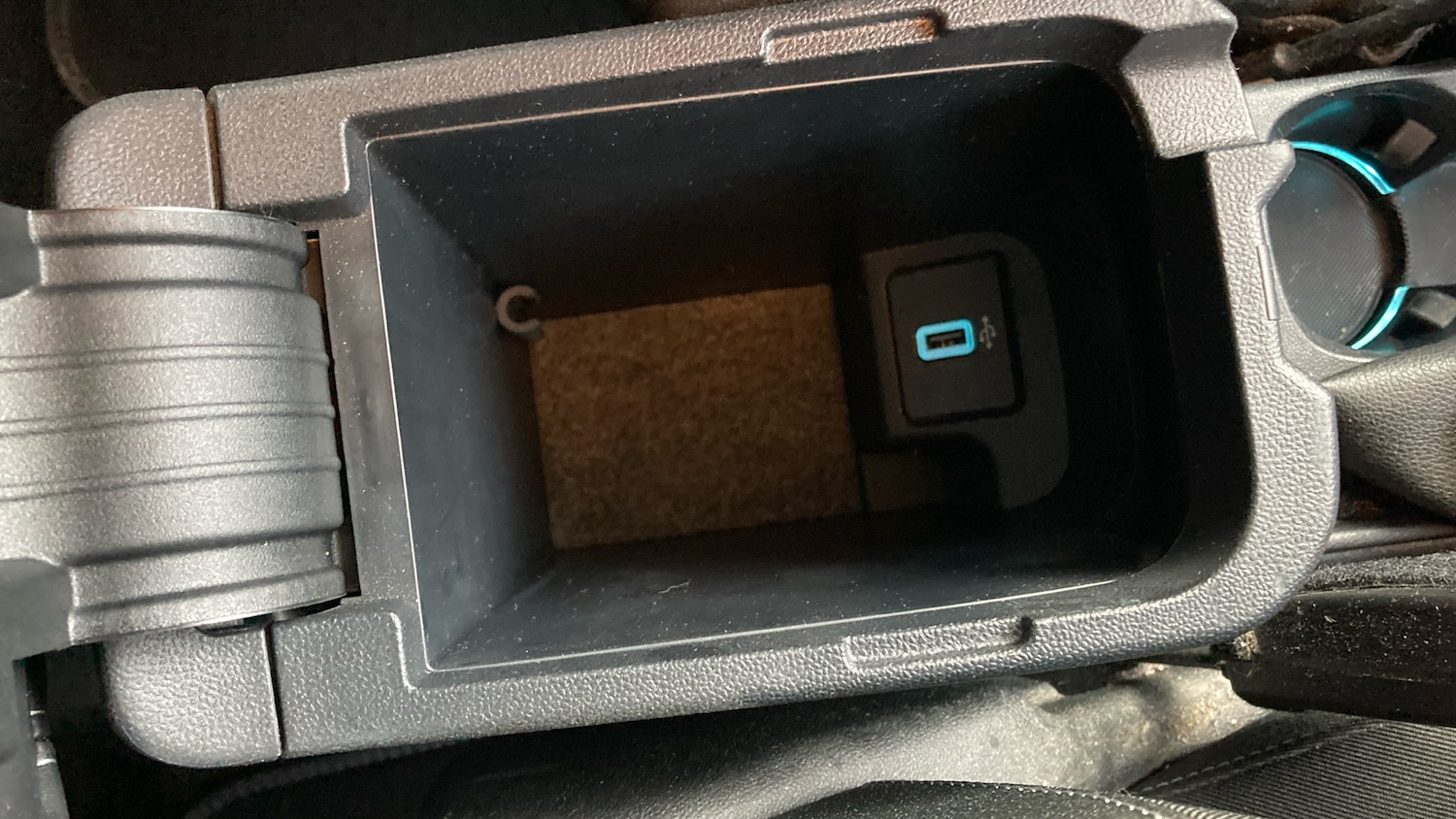 Used Ford Puma 2020 for sale - 76762352: Photo 31