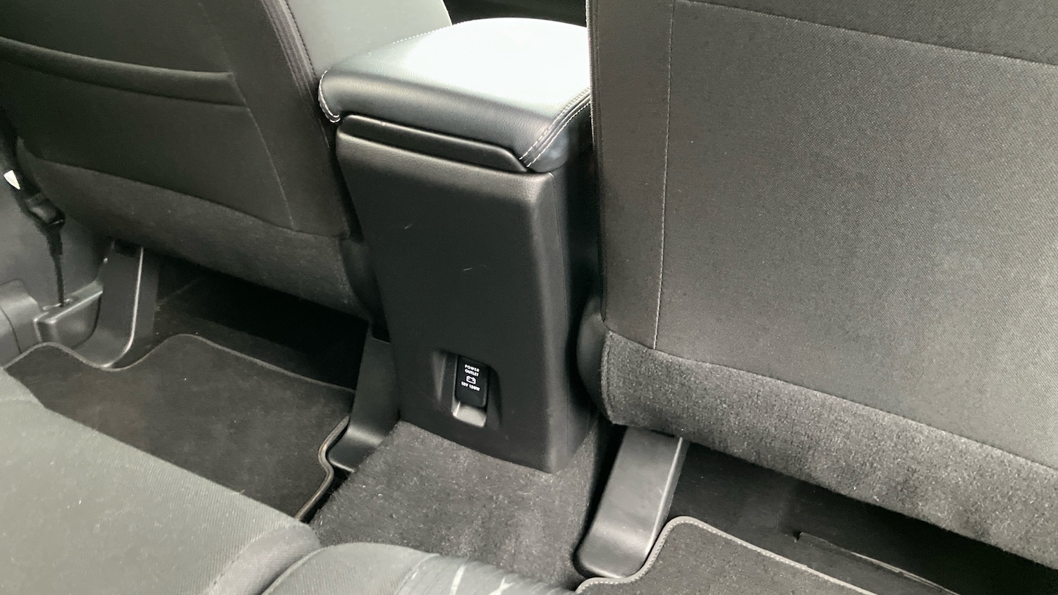 Used Mitsubishi Eclipse Cross 2019 for sale - 76799057: Photo 33