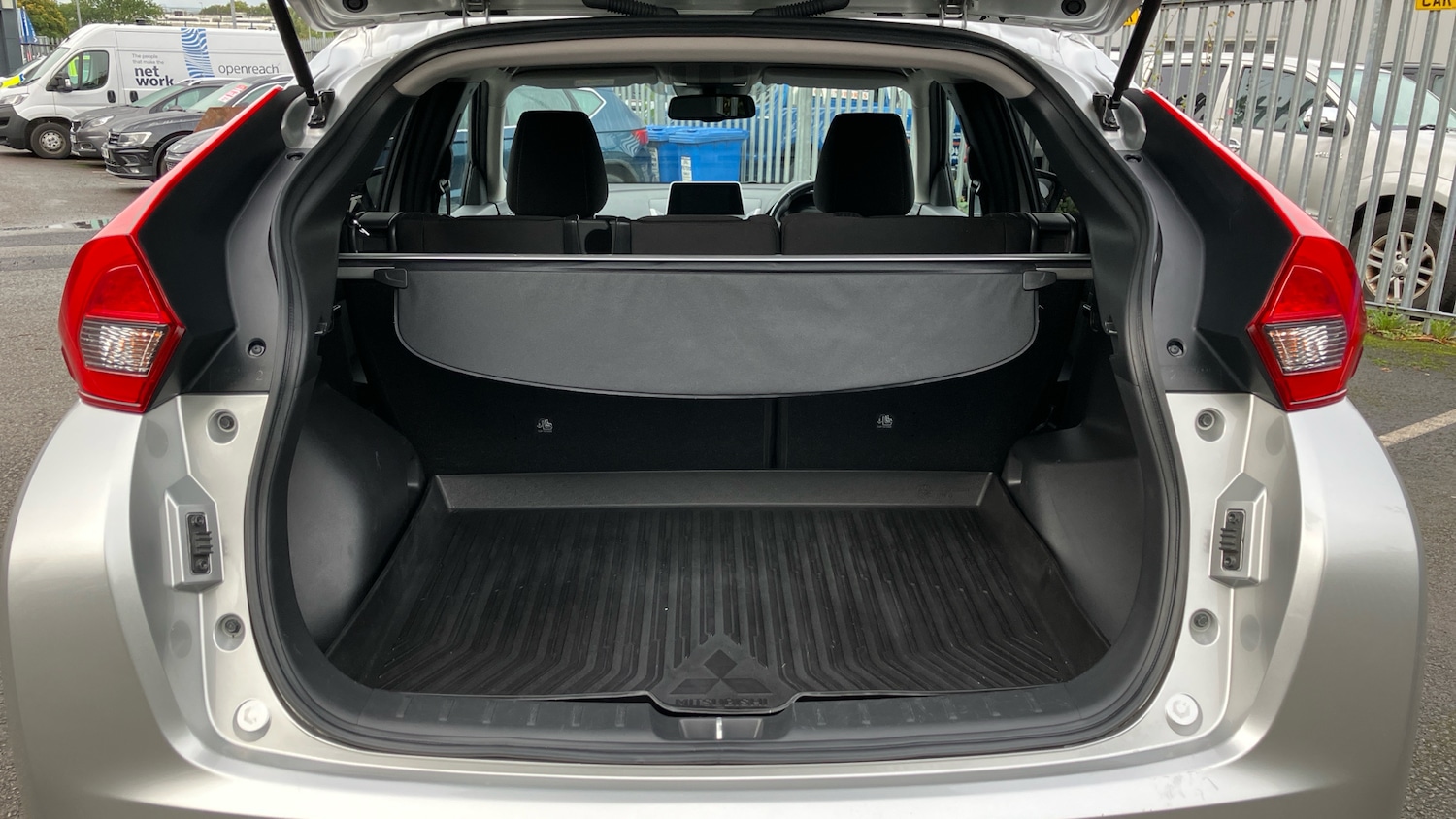 Used Mitsubishi Eclipse Cross 2019 for sale - 76799057: Photo 4