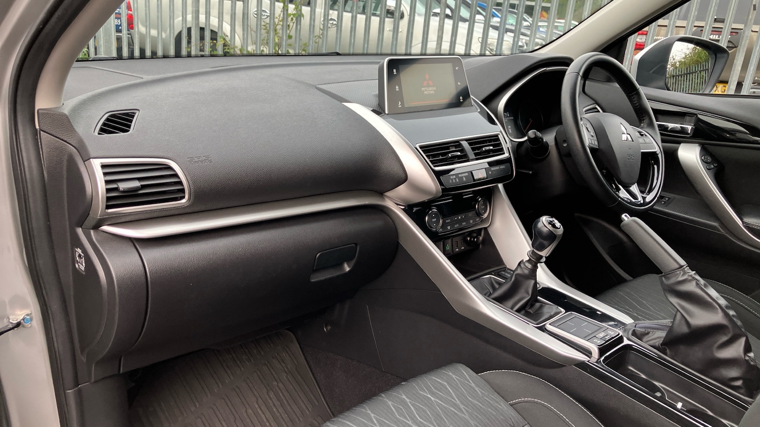 Used Mitsubishi Eclipse Cross 2019 for sale - 76799057: Photo 9