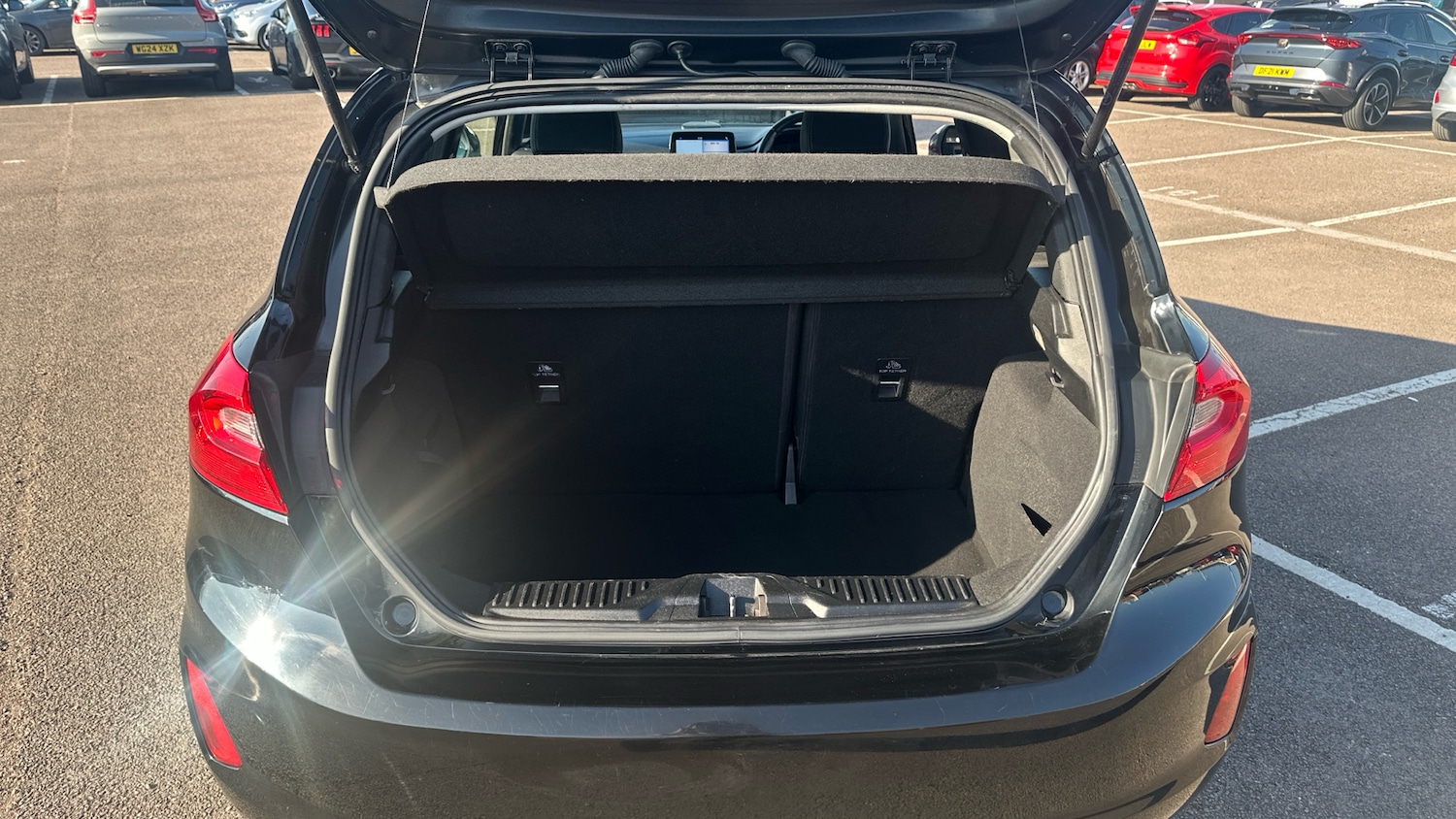 Used Ford Fiesta 2017 for sale - 77760466: Photo 4