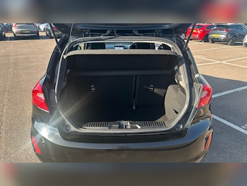 Used Ford Fiesta 2017 for sale - 77760466: Photo