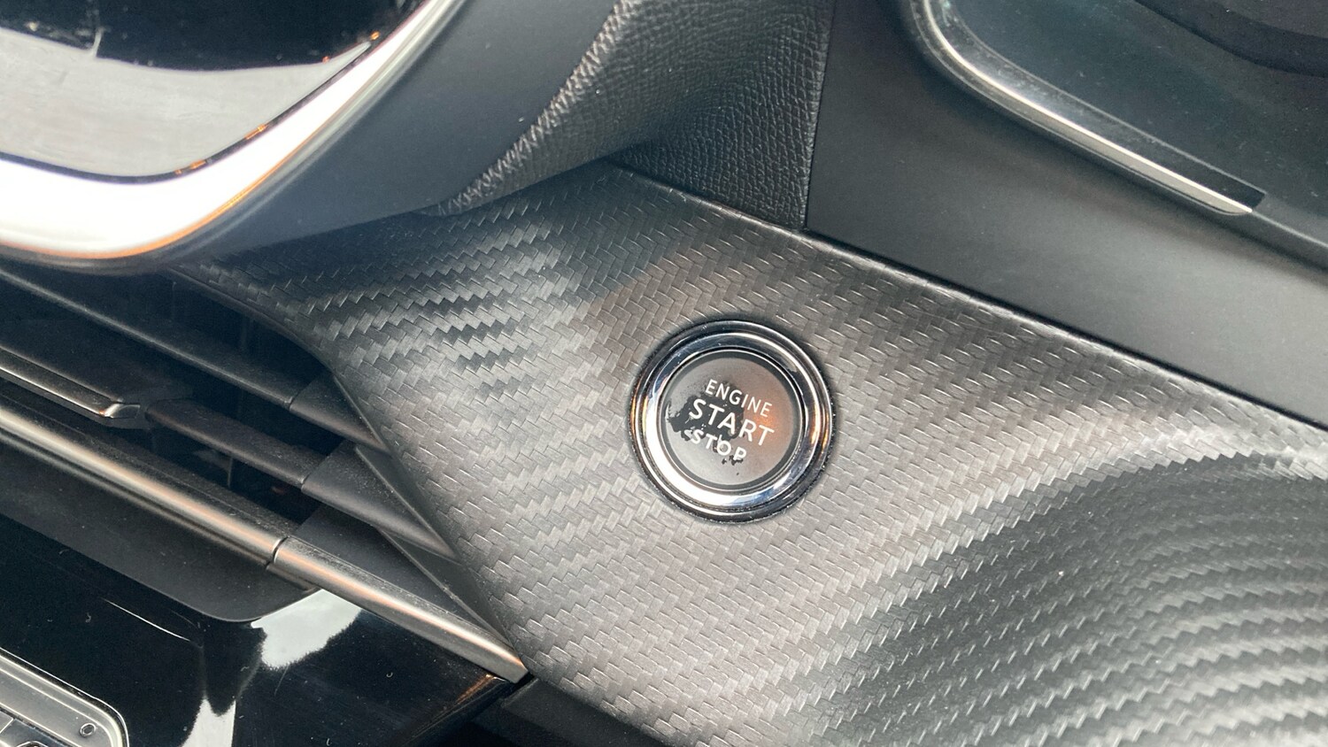 Used Peugeot 2008 2023 for sale - 77431090: Photo 27