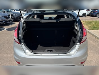 Used Ford Fiesta 2014 for sale - 79161625: Photo