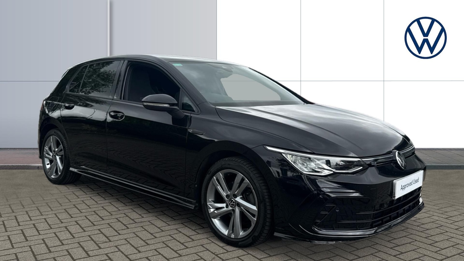 Used Volkswagen Golf 2024 for sale - 76428575: Photo 1