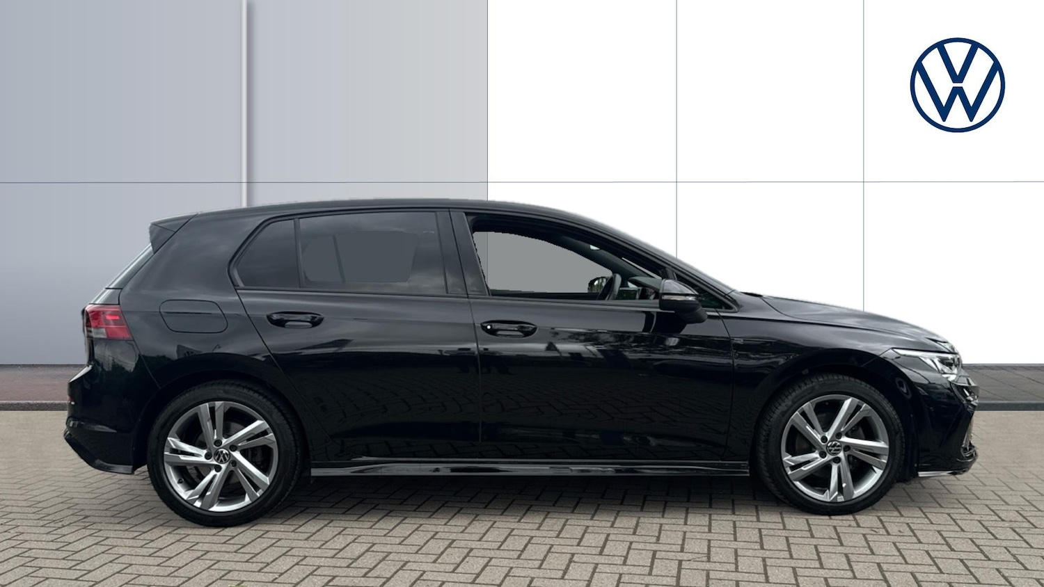 Used Volkswagen Golf 2024 for sale - 76428575: Photo 4