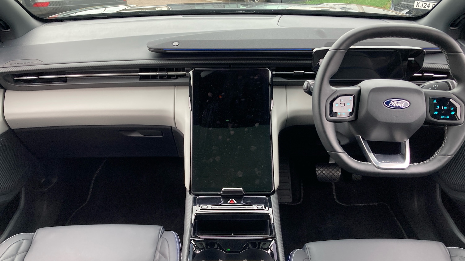Used Ford Explorer 2024 for sale - 76518453: Photo 10