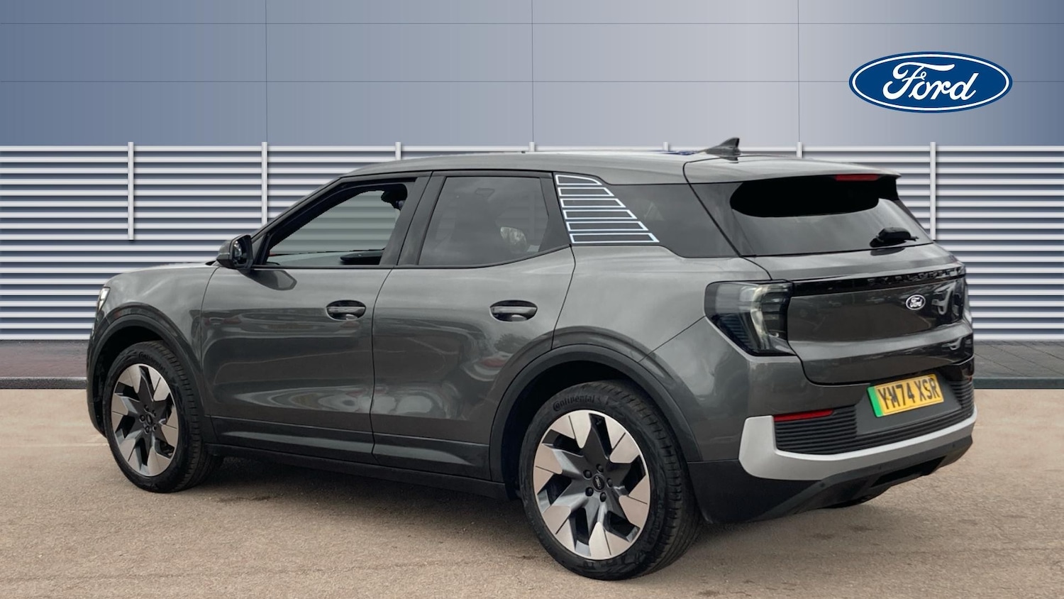 Used Ford Explorer 2024 for sale - 76518453: Photo 2