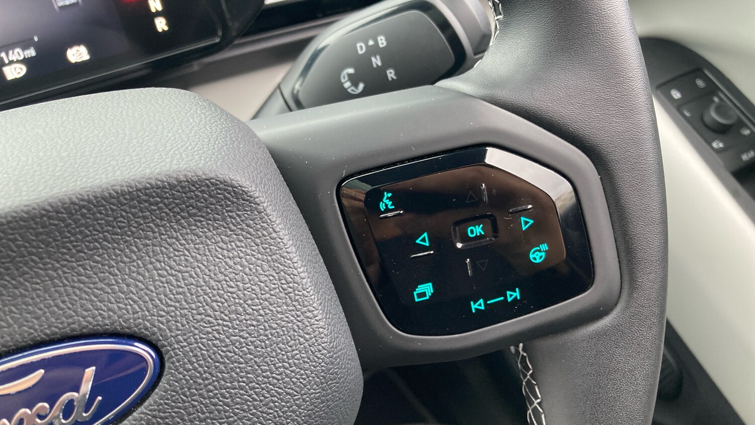 Used Ford Explorer 2024 for sale - 76518453: Photo 25