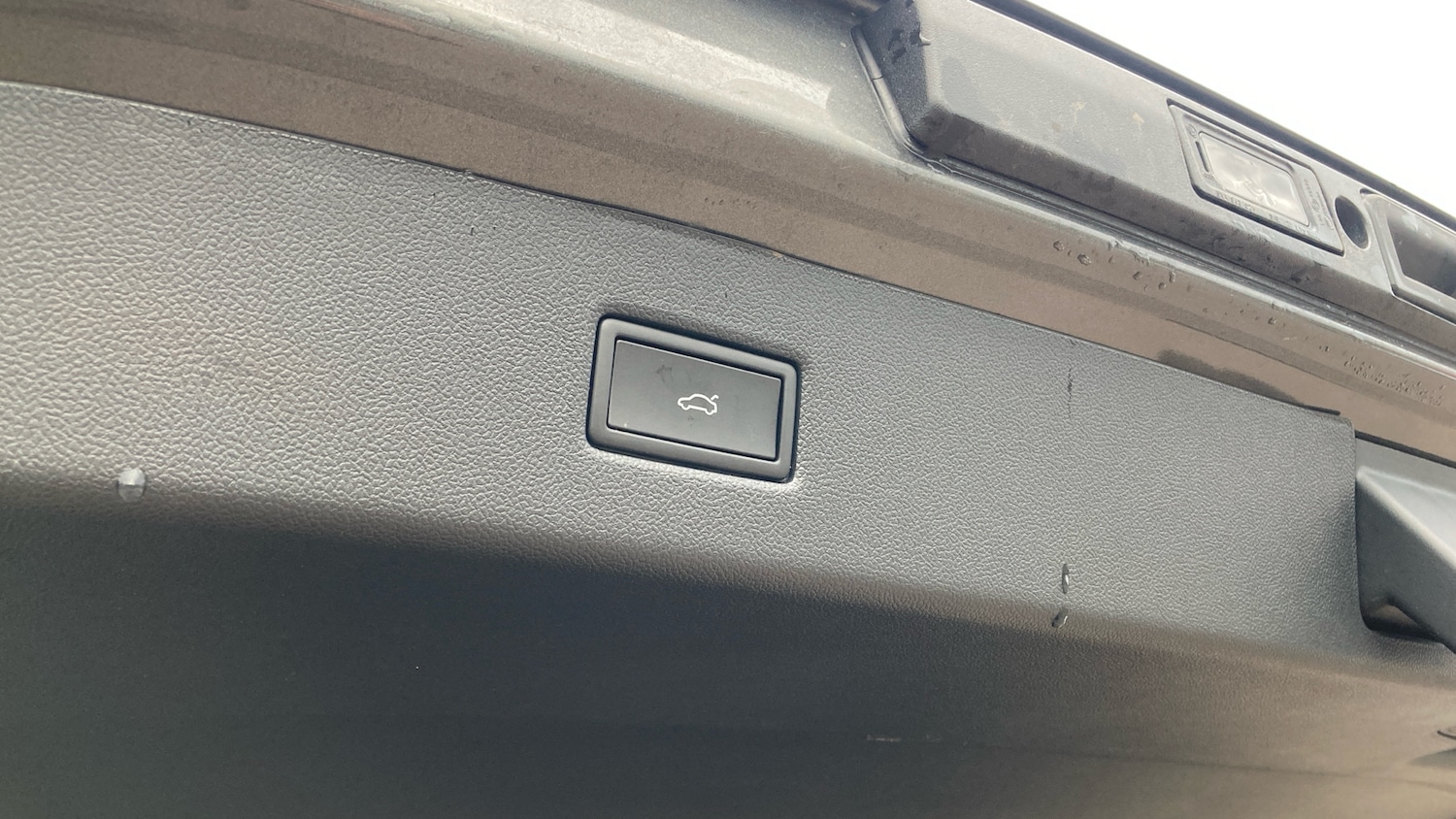 Used Ford Explorer 2024 for sale - 76518453: Photo 38