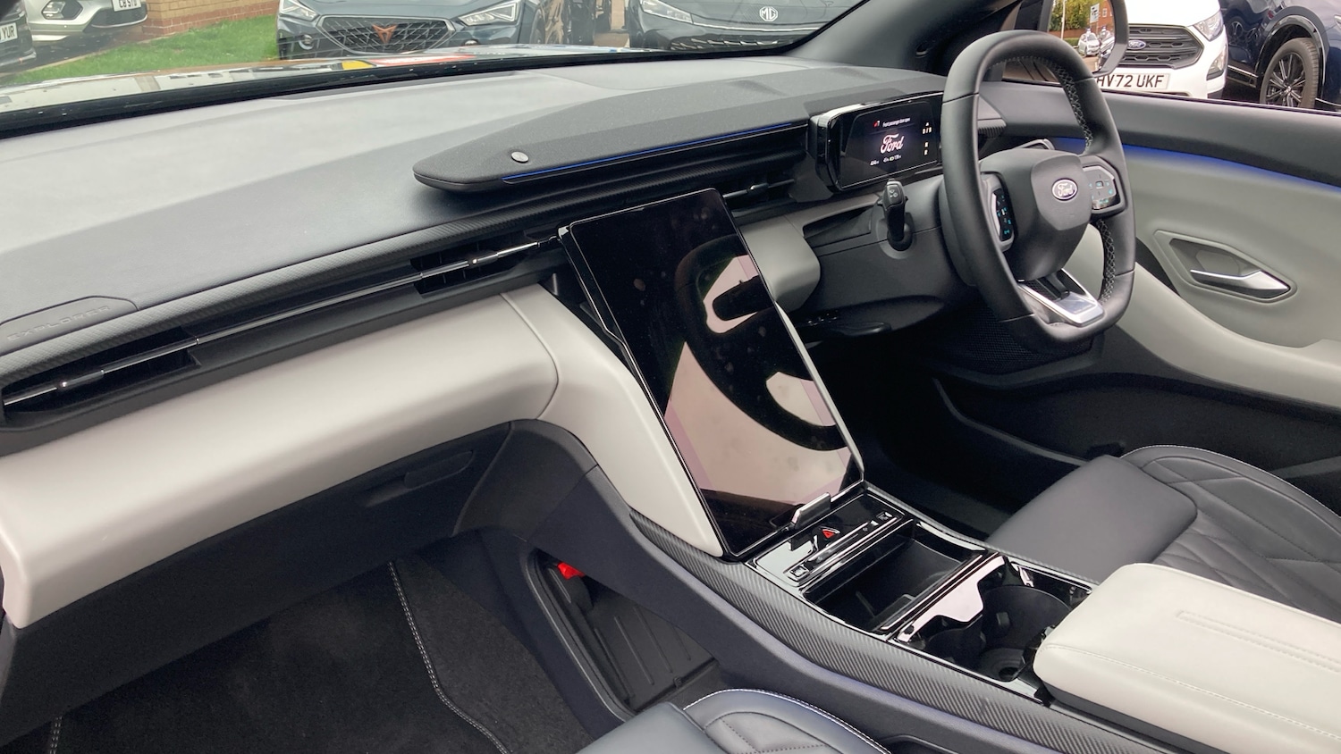 Used Ford Explorer 2024 for sale - 76518453: Photo 9