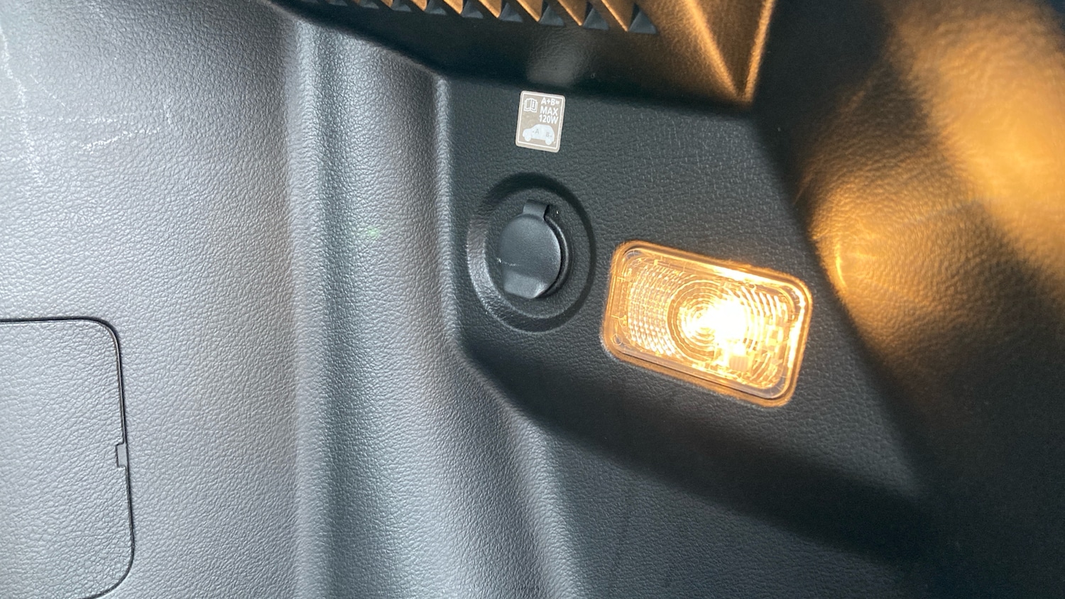 Used Suzuki Vitara 2016 for sale - 77375771: Photo 31