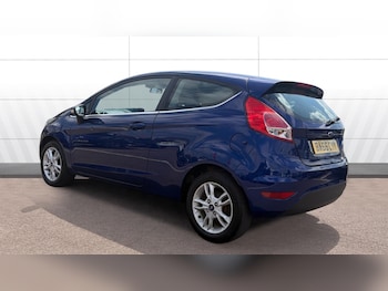 Used Ford Fiesta 2017 for sale - 79205152: Photo