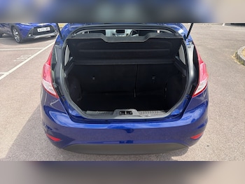 Used Ford Fiesta 2017 for sale - 79205152: Photo