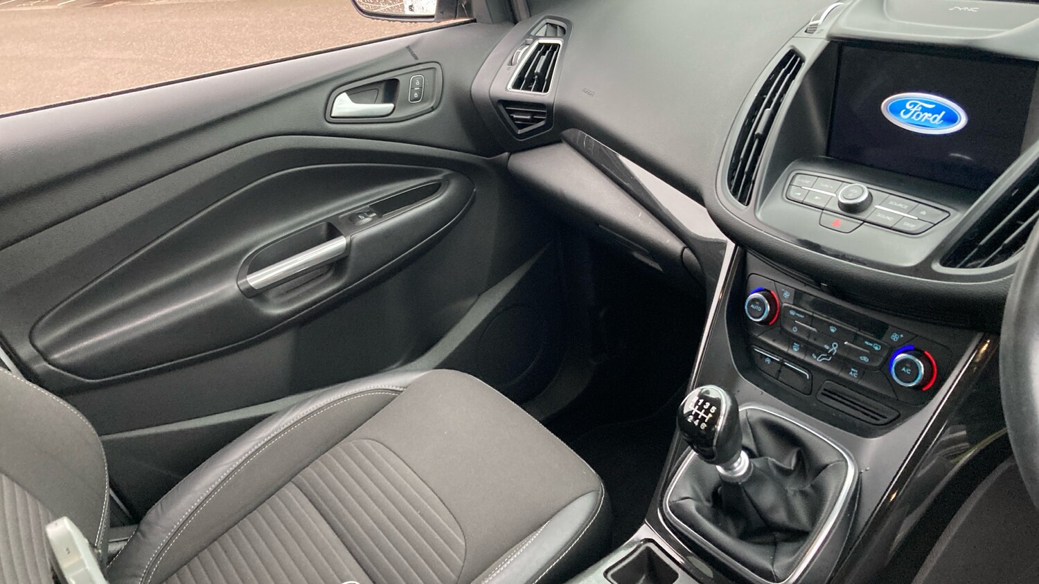 Used Ford Kuga 2019 for sale - 76352941: Photo 14