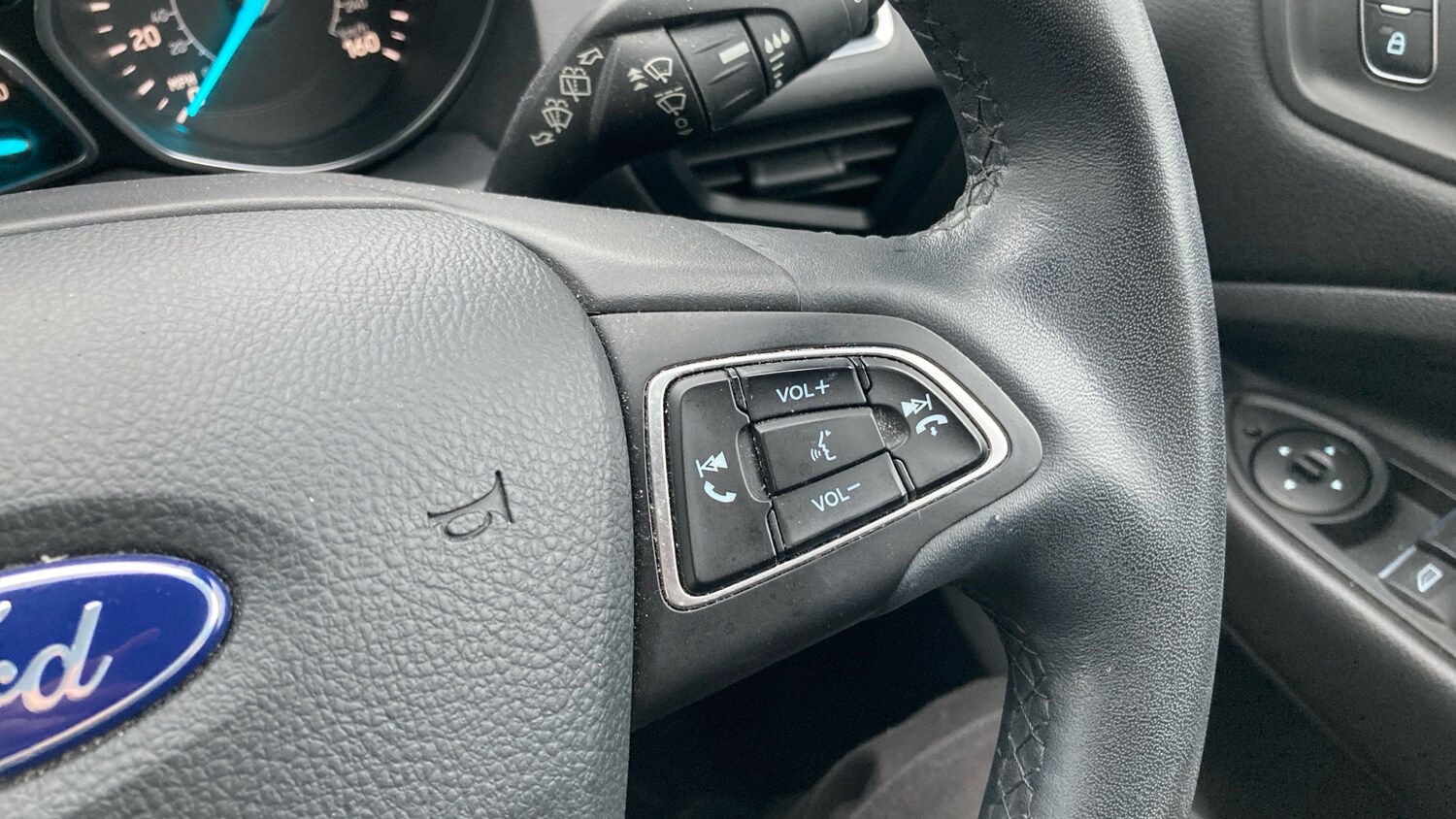 Used Ford Kuga 2019 for sale - 76352941: Photo 23