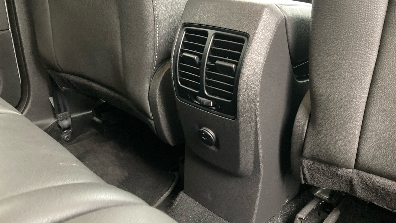 Used Ford Kuga 2019 for sale - 76352941: Photo 30