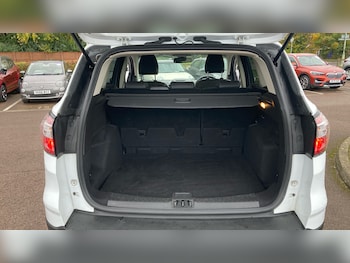 Used Ford Kuga 2019 for sale - 76352941: Photo