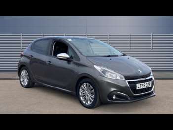 2019 (69) - 1.2 PureTech 82 Signature 5dr [Start Stop] Petrol Hatchback