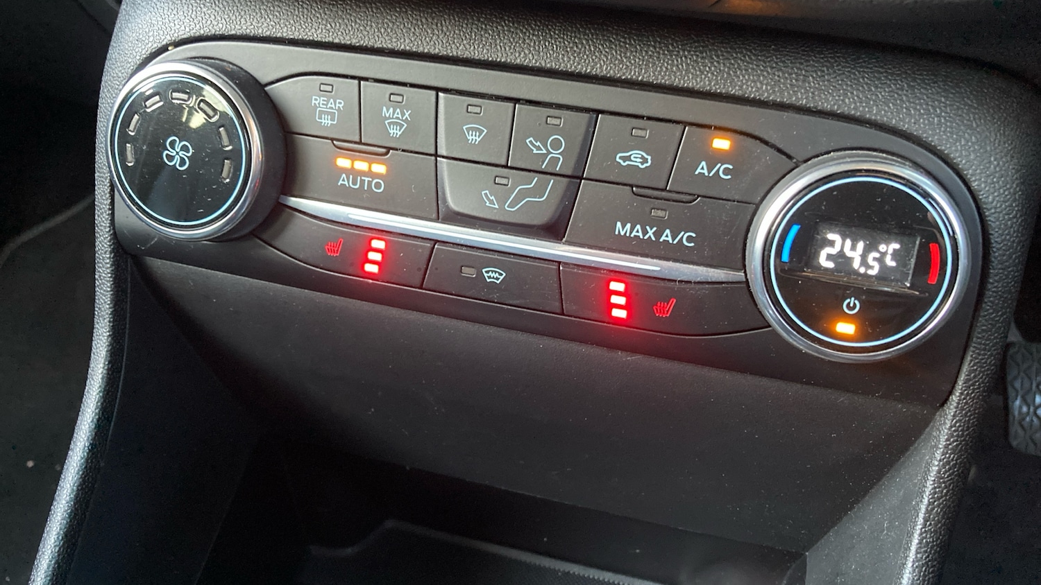 Used Ford Fiesta 2019 for sale - 77233936: Photo 29