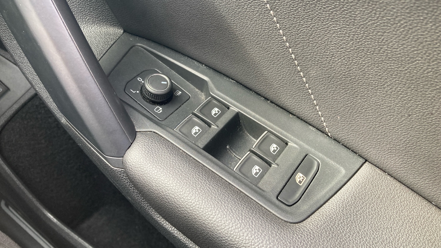 Used Volkswagen Tiguan 2020 for sale - 76089010: Photo 21