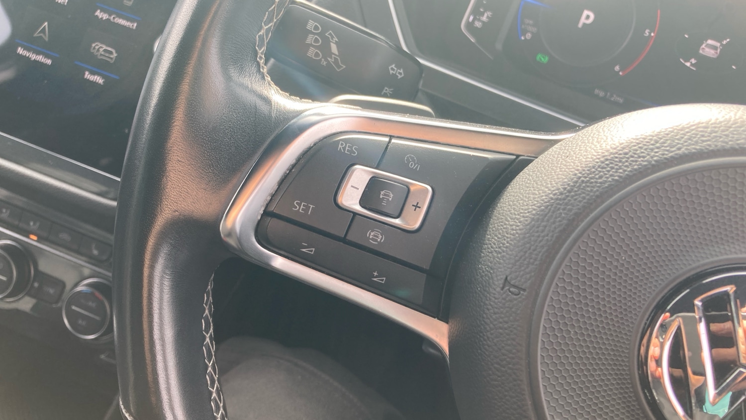 Used Volkswagen Tiguan 2020 for sale - 76089010: Photo 26
