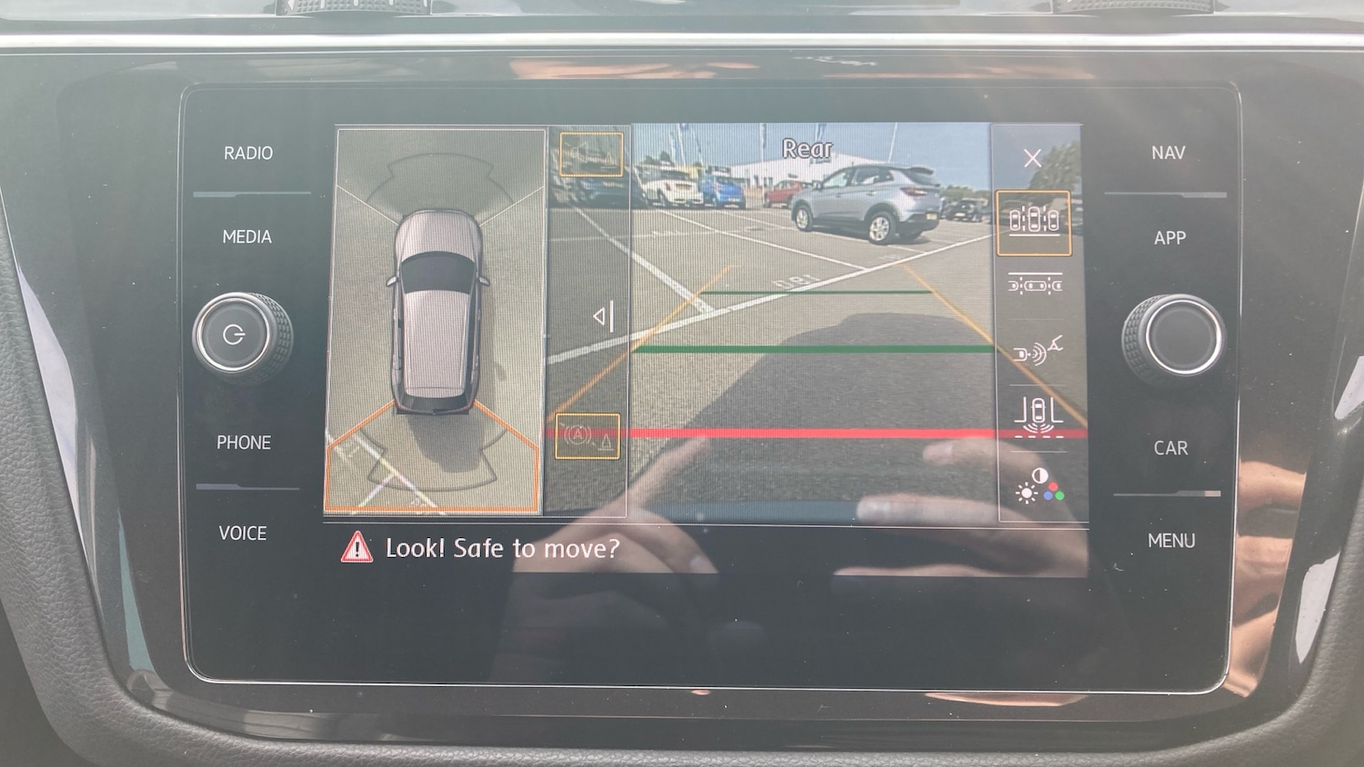 Used Volkswagen Tiguan 2020 for sale - 76089010: Photo 29