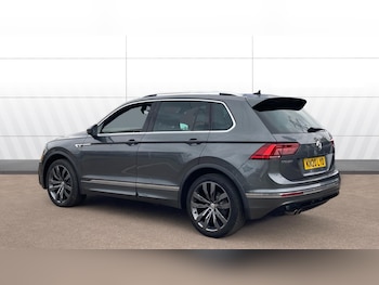 Used Volkswagen Tiguan 2020 for sale - 76089010: Photo